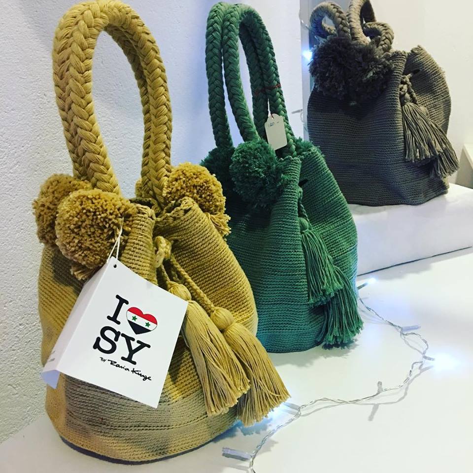 We are happy to share with you our latest feature in the amazing ethical fashion Blog: The Pretty Planetteer.