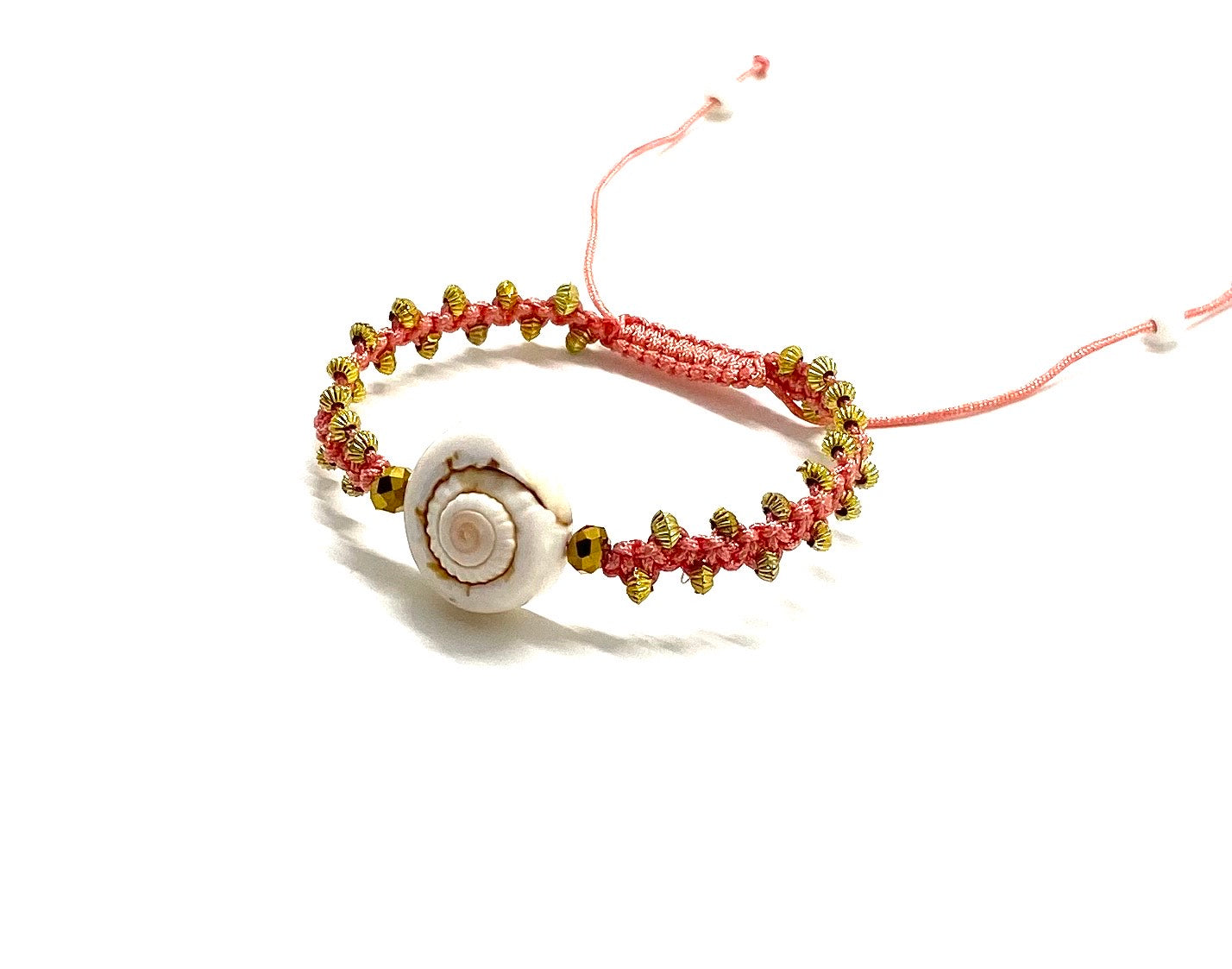 Seashell bracelet gold Swarovski bead, gold toupee and salmon braided cord