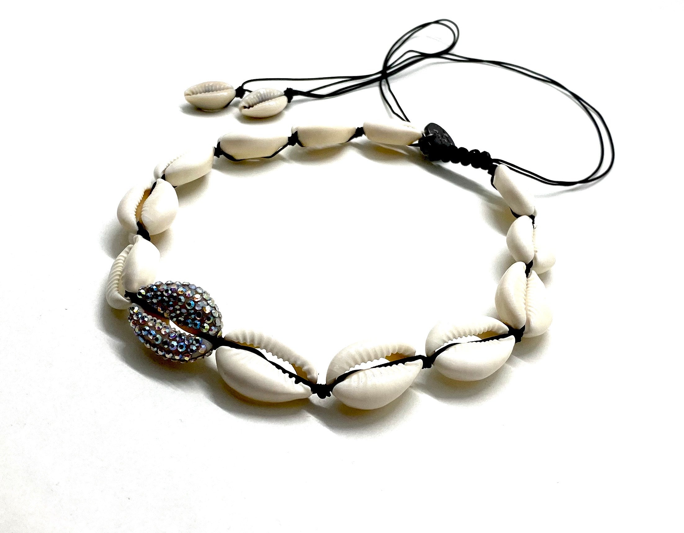 Natural shell necklace with central shell studded with Swarovski crystals