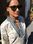 Damascus Concept - Tunic Rumi - cream grey print - grey collar - grey pompom