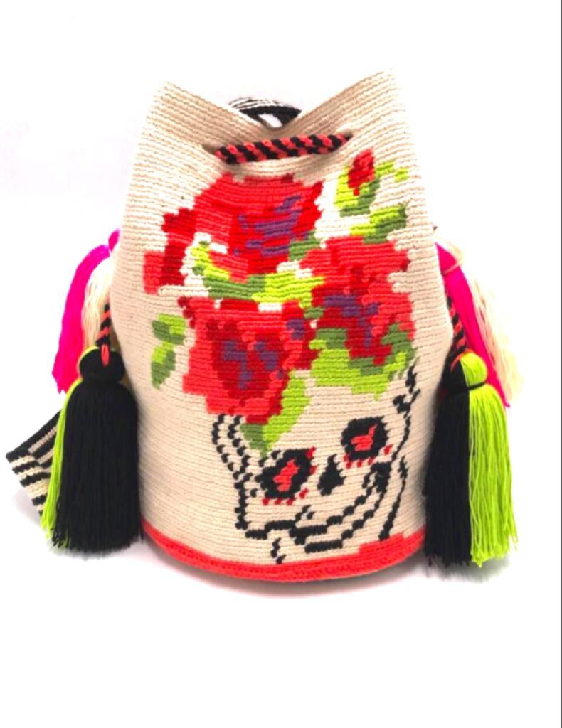 Pompom bag, skull with red roses crown